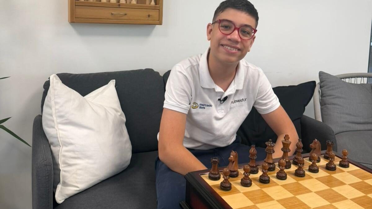 12-Year-Old Faustino Oro Confirmed As World's Youngest Grandmaster 12-Year-Old Faustino Oro Confirmed As World’s Youngest Grandmaster